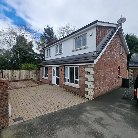 Sullatober House With Hot Tub And Games Room Carrickfergus Exterior photo