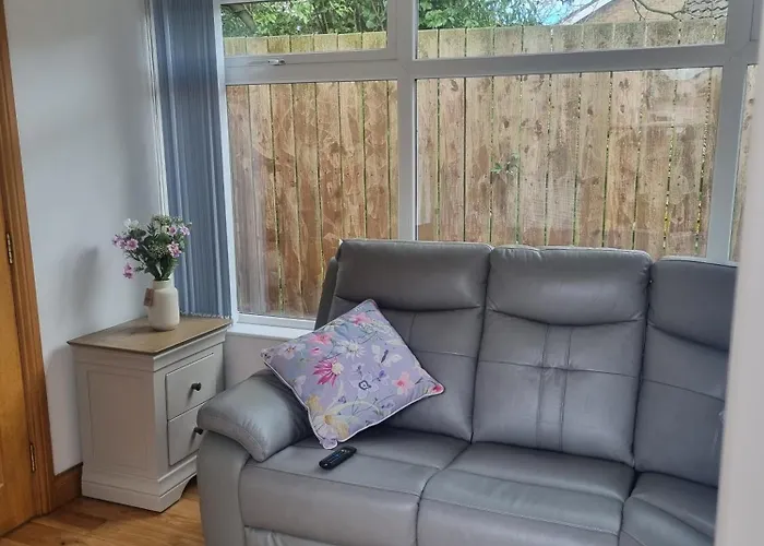 Sullatober House With Hot Tub And Games Room